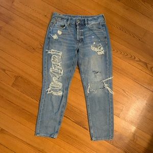 American Eagle Mom Jeans